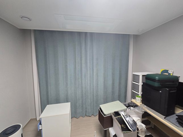 커텐을 설치했는데 시공잘됐는지 봐주세요.의 0번 째 이미지