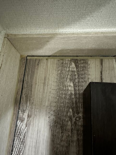 원룸 이거 바닥 재질 강마루인가요??의 0번 째 이미지