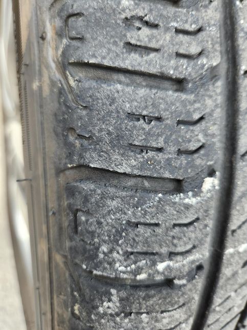 21년도에 교체한 타이어 사용중인데 교체시기인가요?의 0번 째 이미지