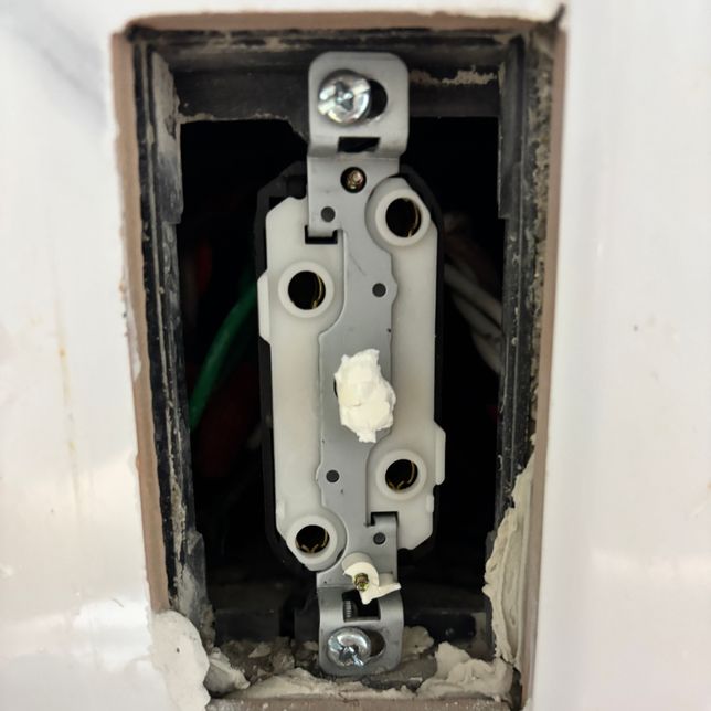 벽콘센트에 대해서 질문드립니다..의 0번 째 이미지