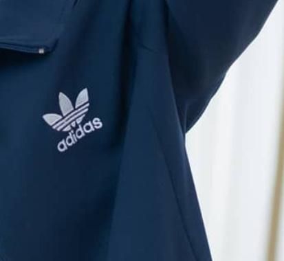 이 아디다스 츄리닝 어떤 제품인지 알고싶습니다.의 2번 째 이미지