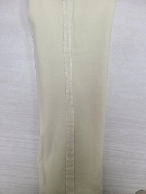 바지 통 넓힐수 있는 여유가 있나요??의 0번 째 이미지