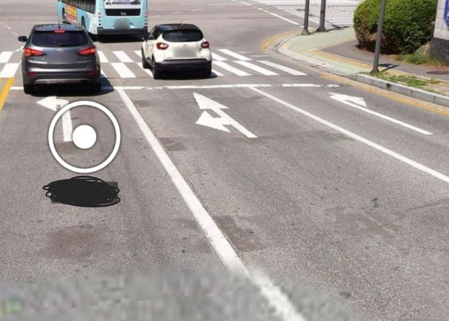 우회전 차선에서 좌회전 도로교통법 위반인가요?의 0번 째 이미지