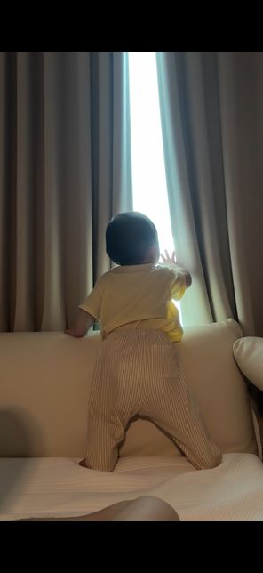 9개월아기입니다 상동행동 중 하나일까요?의 0번 째 이미지