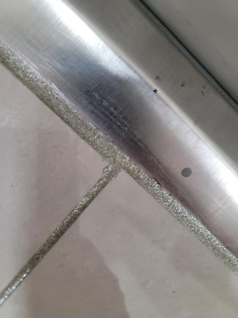 보수해야돼는데줄눈색좀찾아주세요의 0번 째 이미지