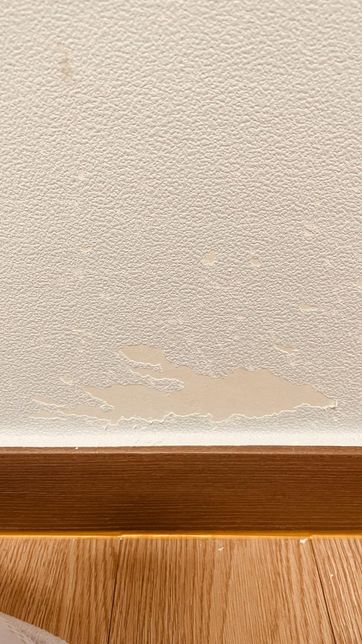 손상된 벽지는 어떻게 복구를 하면 좋을까요?의 0번 째 이미지