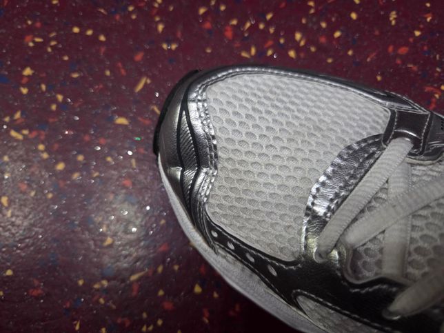 신발 수선(주름) 세탁관련 질문있습니다의 0번 째 이미지