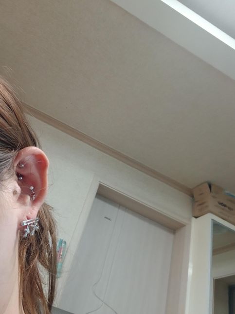 피어싱 관련해서 질문드립니다~~~의 1번 째 이미지