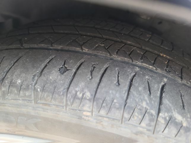 타이어 교체할 때가 된 정도의 마모인가요?의 0번 째 이미지