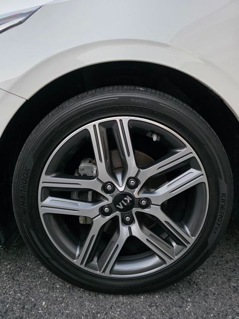 타이어 제조일자가 어떻게 되나요 (사진)의 1번 째 이미지