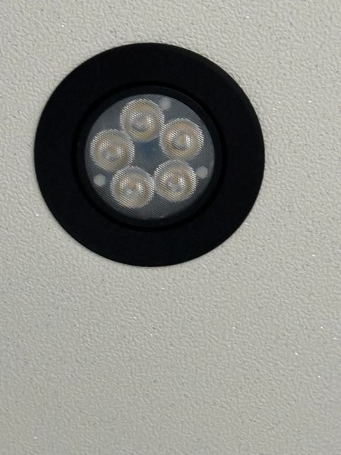 이 전구는 셀프로 교체 할 수 있습니까?의 0번 째 이미지