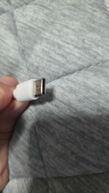 이게 무슨 케이블타입인지 알려주세요의 1번 째 이미지