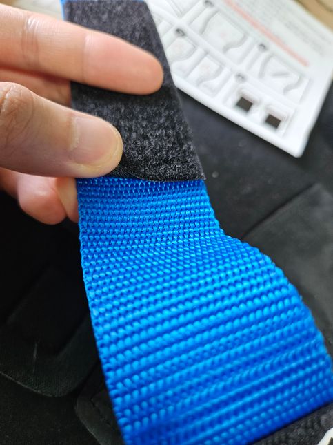 베르사 그립프로 찍찍이 벨크로 원래 이런가요?의 0번 째 이미지