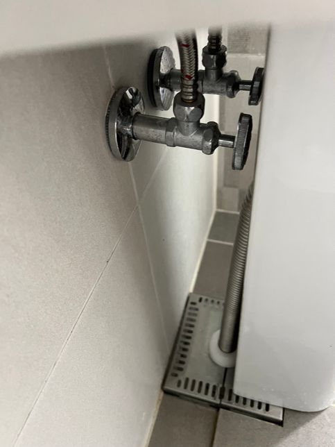 화장실 배수구 청소 관련하여 궁금한 점이 있습니다.의 1번 째 이미지