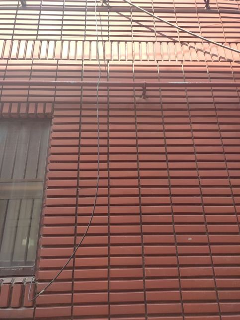 파벽돌이 떨어졌는데 이거 떨어진거만 붙이는게 좋을까요 전체다하는게 좋을까요의 0번 째 이미지