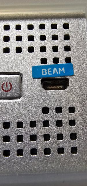 사진에 있는 케이블이 뭔지 아시는분 있을까요?의 0번 째 이미지