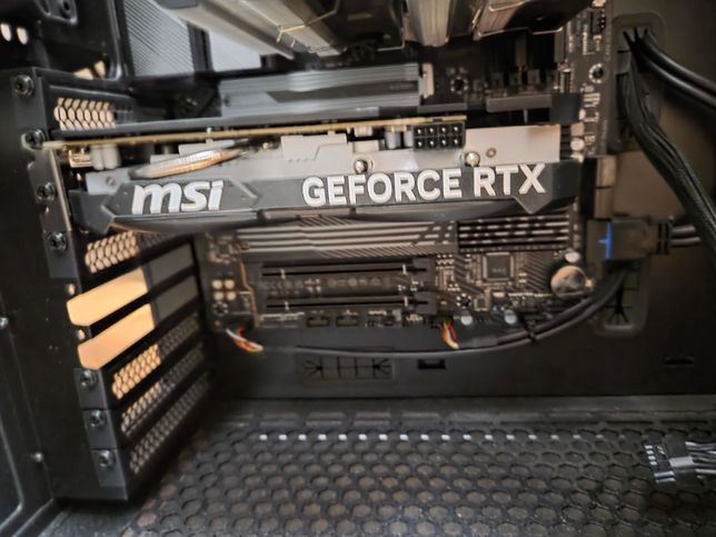 글카 pci e 변환 케이블 12핀 to 8핀의 0번 째 이미지