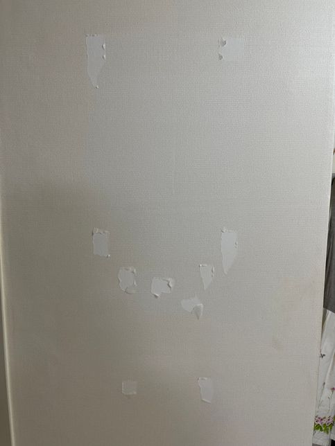 이정도 도배 변색과 찢어진것도 임차인이 물어주는게 맞나요?의 2번 째 이미지