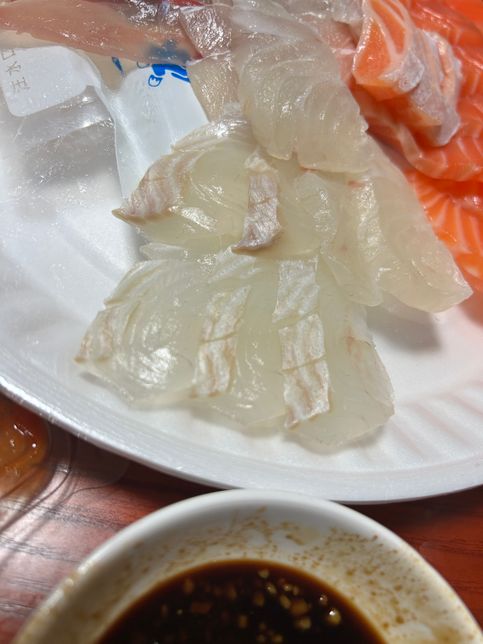 사진에 보이는 회는 어떤 회인가요??의 0번 째 이미지