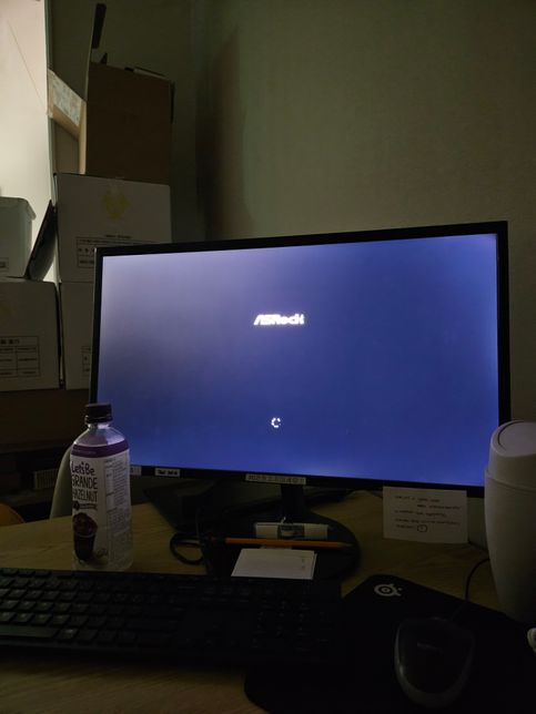 컴퓨터 껏다가 키는데 무한재부팅중입니다의 0번 째 이미지