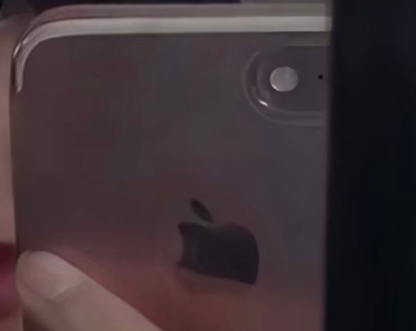 이 아이폰 기종이 어떻게 되나요???의 0번 째 이미지