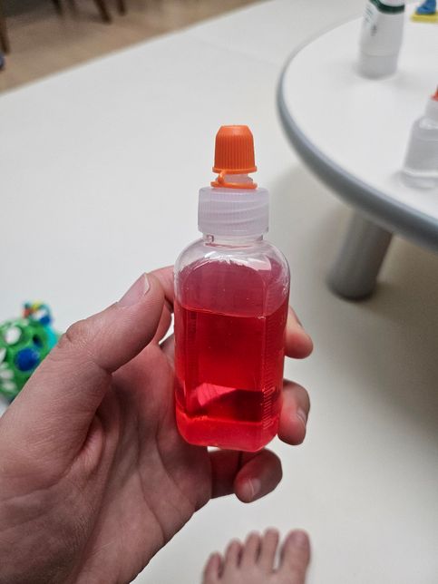 약병 통뚜껑이 살짝열려있았는데 새거나 뭐들어간거없으먼 먹여도 되죵?의 0번 째 이미지