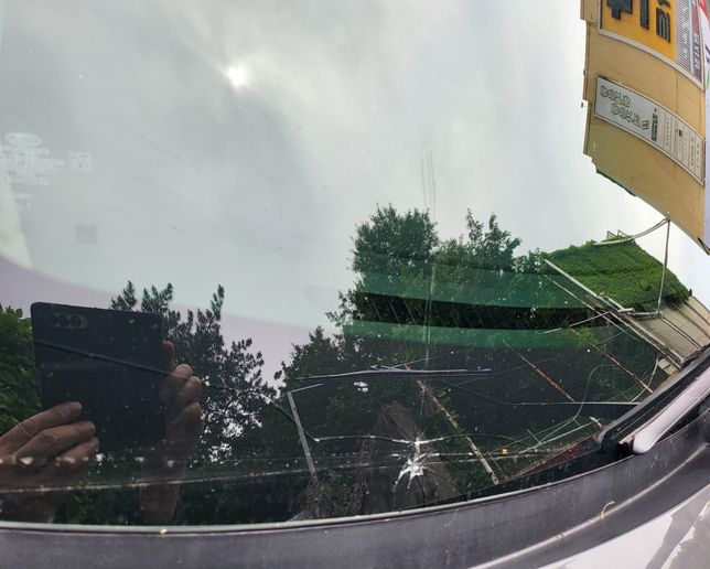 자동차 앞유리 깨짐 복원가능할까요 교환해야할까요의 0번 째 이미지