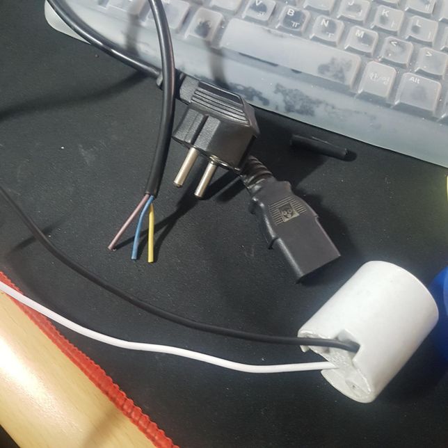 전원 백열 전구 소켓 연결 어떻게 하는건가요?의 0번 째 이미지