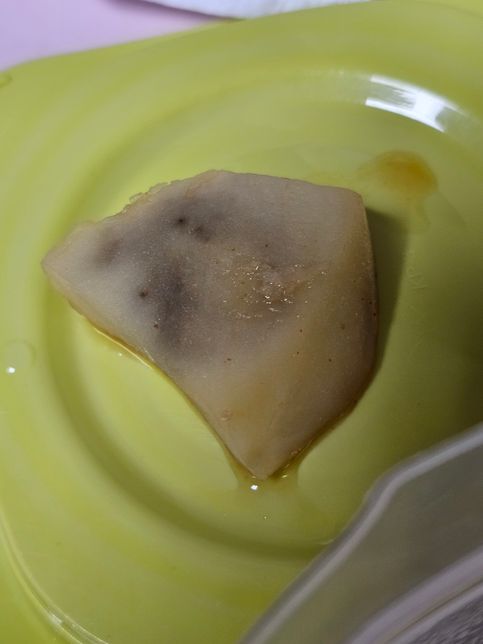 감자를 썰어서 데치고 냉동해뒀는데 까매졌어요의 0번 째 이미지