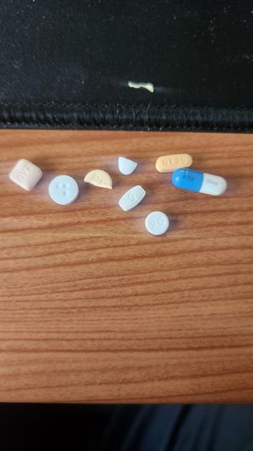 무슨 약들인가요? 이름과 효능 궁금합니다의 1번 째 이미지