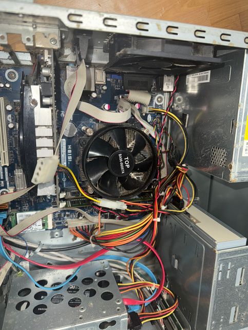 그래픽 카드 교체하는 방법 좀 부탁드립니다.의 3번 째 이미지