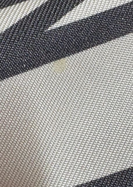 세탁소에 맡긴 옷이 이상하게 되어서 왔어요의 3번 째 이미지