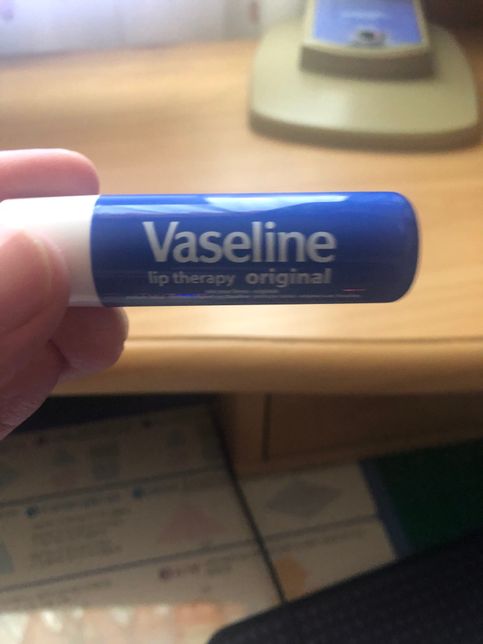 입술 껍질 각질에 관해서 질문드립니다.의 2번 째 이미지