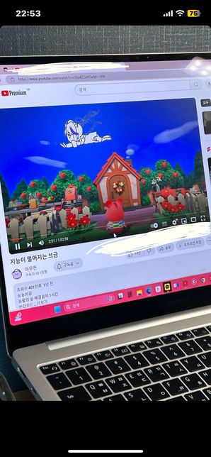 노트북 기종 무엇인지 알 수 있을까요??의 0번 째 이미지