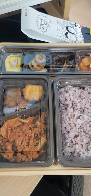 요즘같은 날씨에는 음식을 몇시간 내로 냉장고에 두어야 할까요의 0번 째 이미지