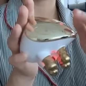 혹시 이 홈케어 기기가 어떤 상품인지 아시는 분 계신가요???의 2번 째 이미지