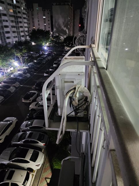 벽걸이 에어컨 바꾸는게 맞을까요?ㅠ의 1번 째 이미지