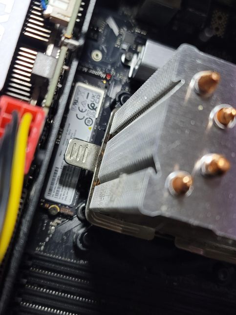 컴퓨터 socoool 쿨러 탈착 도움이 필요합니다.의 1번 째 이미지