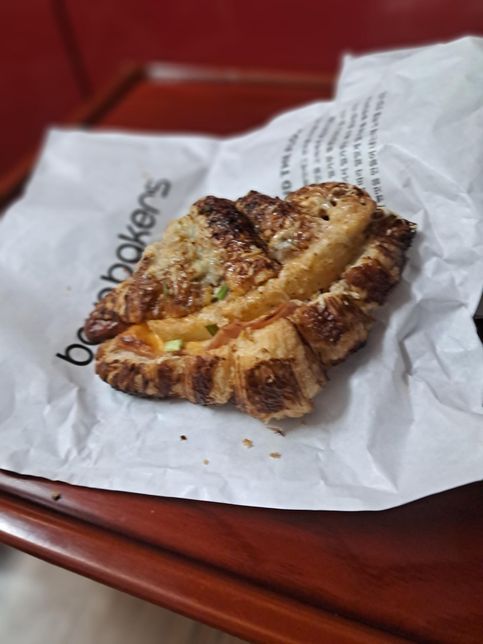 사진속 빵들에 대해 질문을 드려봅니다.의 1번 째 이미지