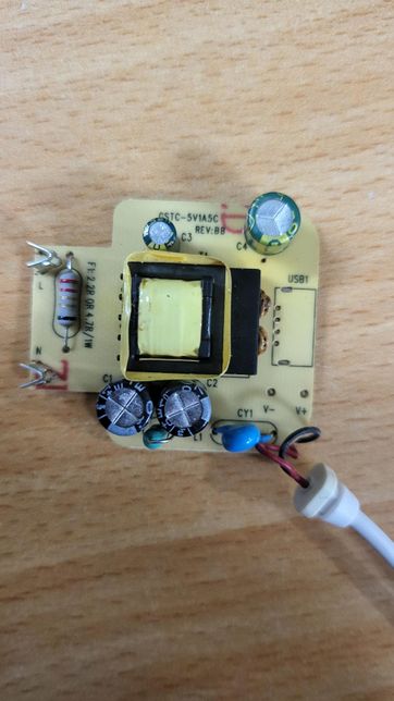 분해했는데 이거 부품들 역할과 이름이 궁금해요?의 0번 째 이미지