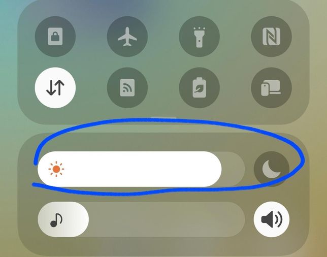 스마트폰 갤럭시s24 fe 밝기 질문이요의 0번 째 이미지