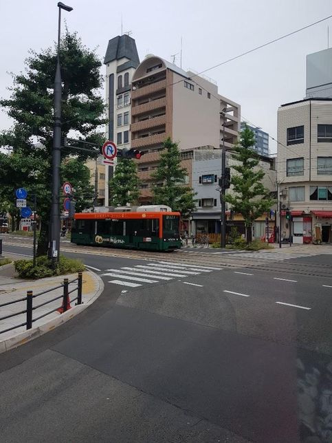 최근에 에히메현 마쓰야마 다녀오신분 계신지? 제가 몇년전 갔을때 찍었던 노면전차 색깔 설마 지금 없어진건 아닌지?의 0번 째 이미지