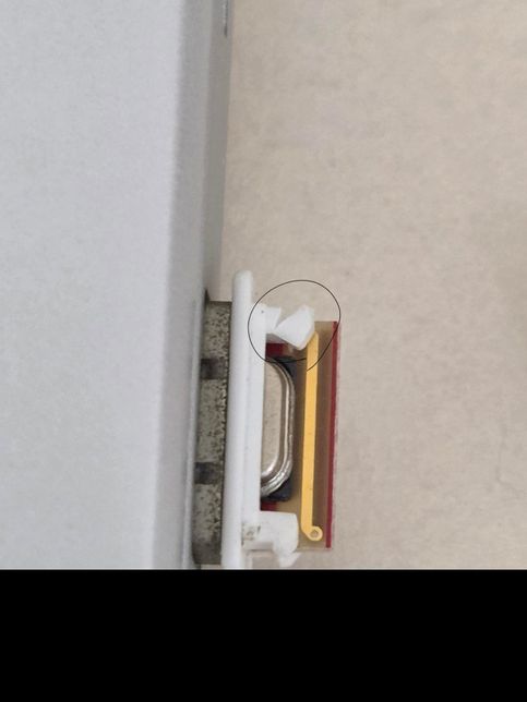 lg 그램 노트북 측면 usb 끼우는곳 망가짐 질문의 1번 째 이미지