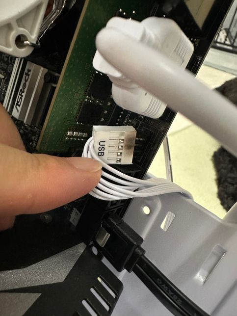 컴퓨터 메인보드만 바꾸면 될까요…??의 0번 째 이미지