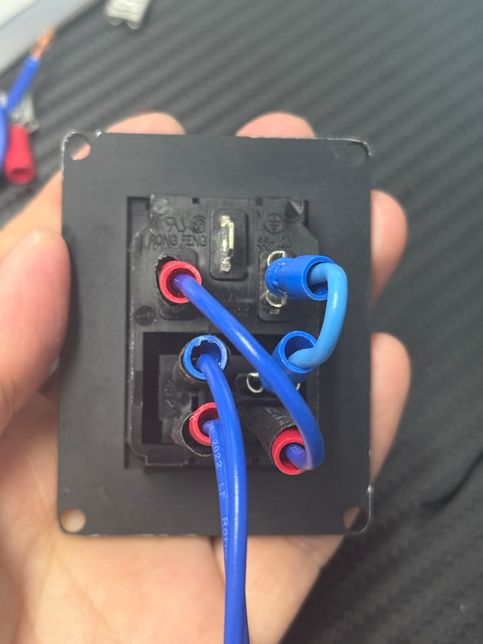 파워소켓 연걀중입니다 이랗게 연결하는게 맞나요?의 0번 째 이미지