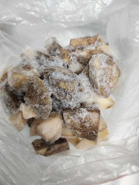 얼린 감자 색깔이 갈변되었는데 먹어도 될까요?의 0번 째 이미지