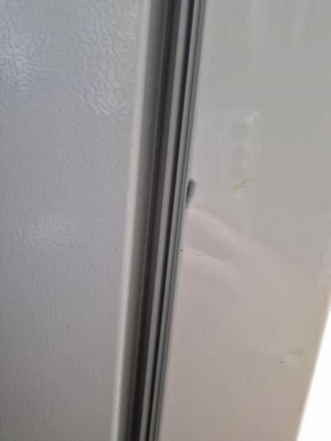 냉장고 문 안 닫힘. 해결 방안이 어떻게 될까요?의 0번 째 이미지