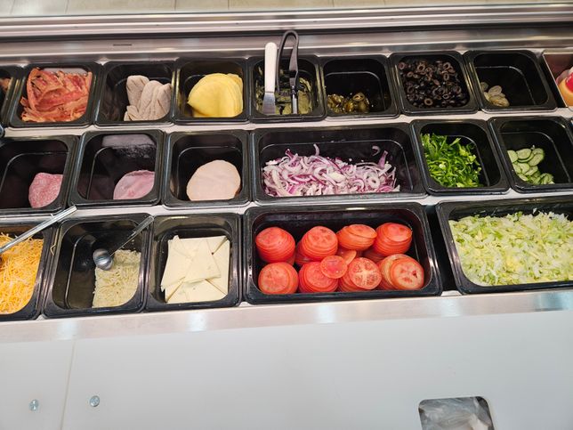 서브웨이에서 알바하게 됐는데 재료 종류 좀 알려 주세요의 1번 째 이미지