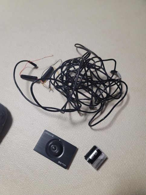 블랙박스 카메라와 케이블 어떻게버리면될까요의 0번 째 이미지