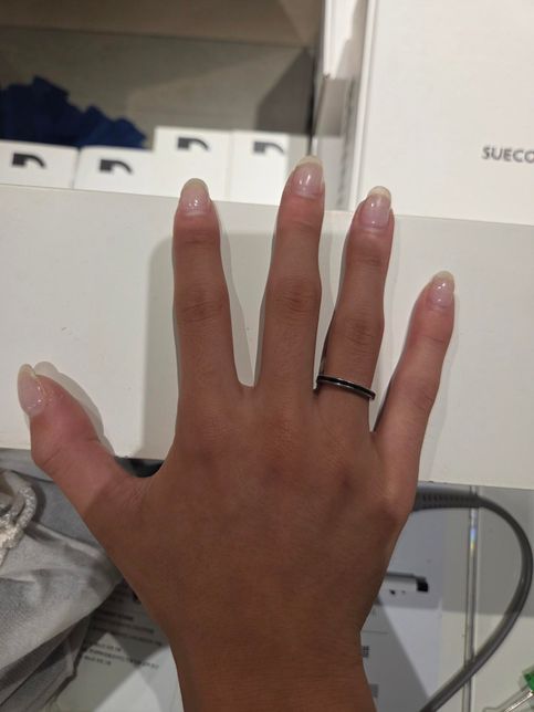 05년생 남자입니다.젤네일에 대해서 고민이 있습니다.의 3번 째 이미지